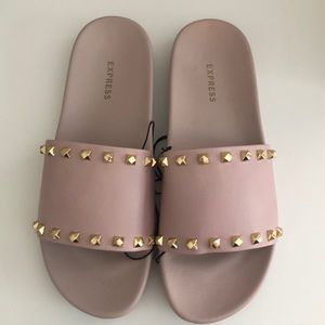 Express NWT blush studded sandal sz 8